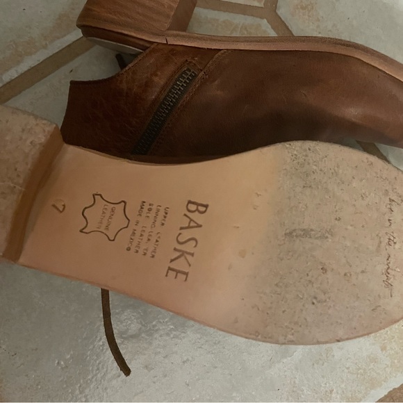 All Genuine Real Leather Sandals - Picture 4 of 6